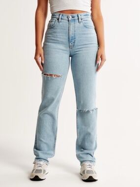 Abercrombie Curve Love Ultra High Rise 90s Straight Jean